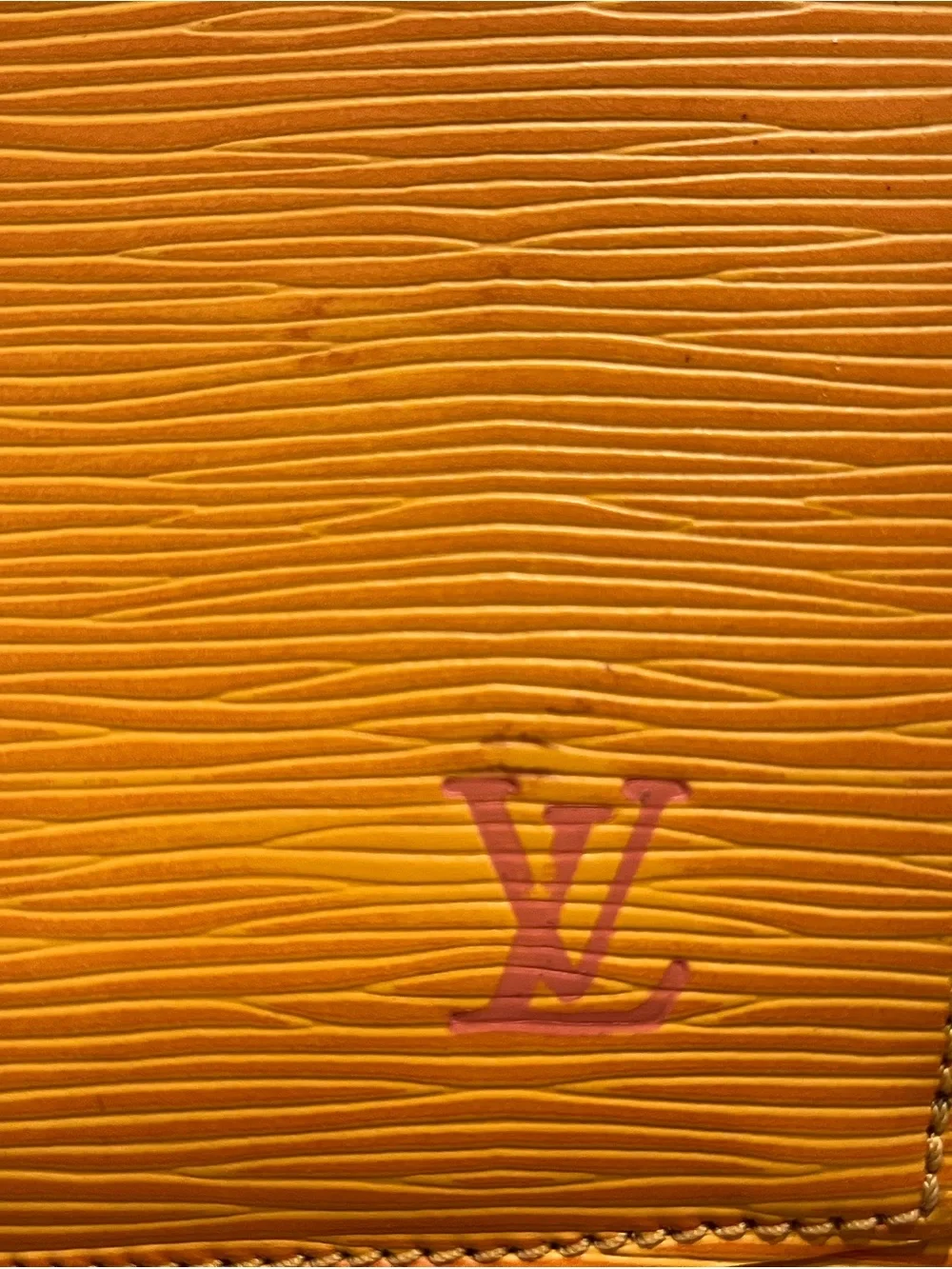 Louis Vuitton vintage lv